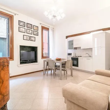 Casa Delle Botteghe البندقية
